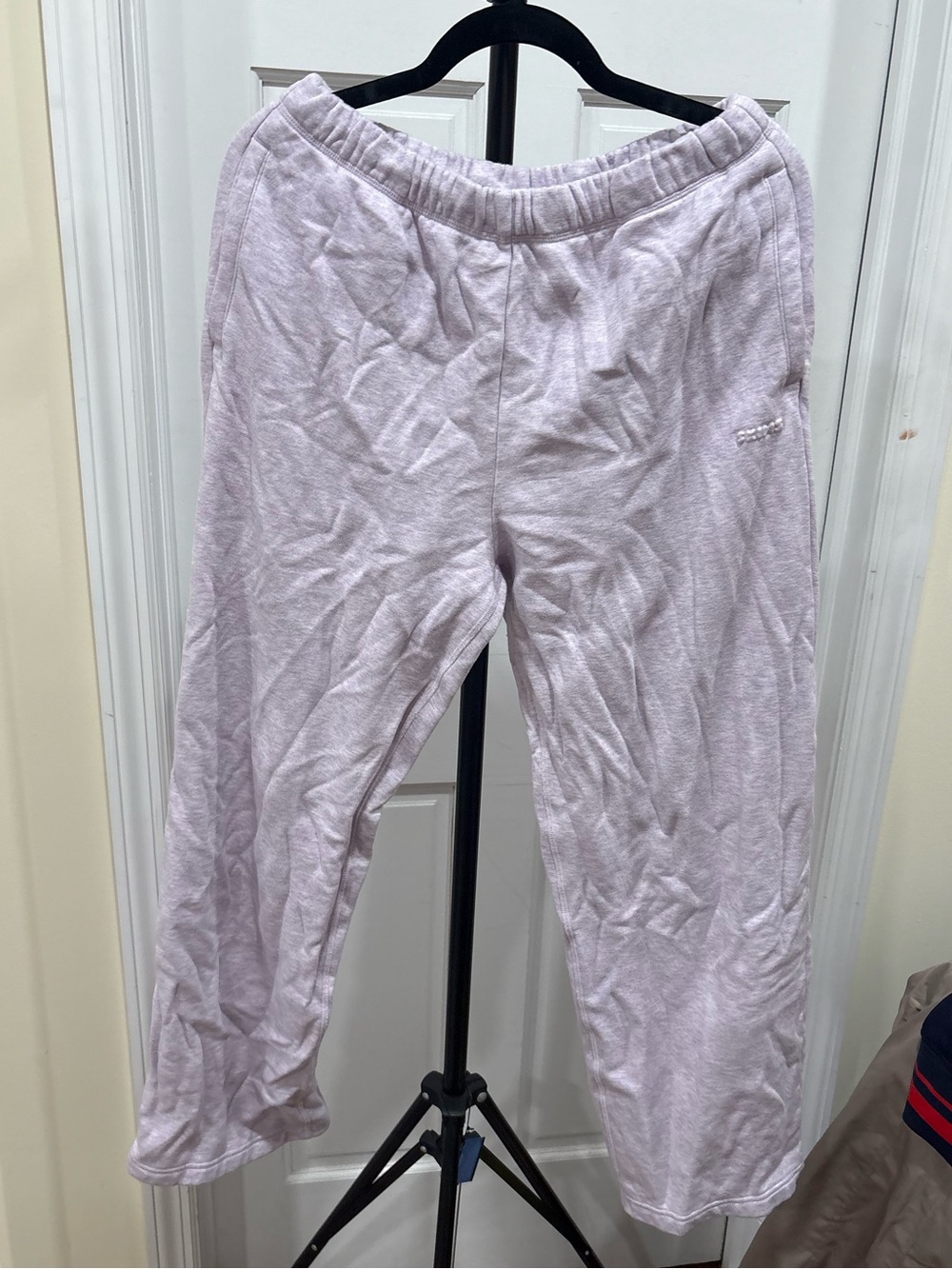 SKIMS Lilac Fleece Sweatpants